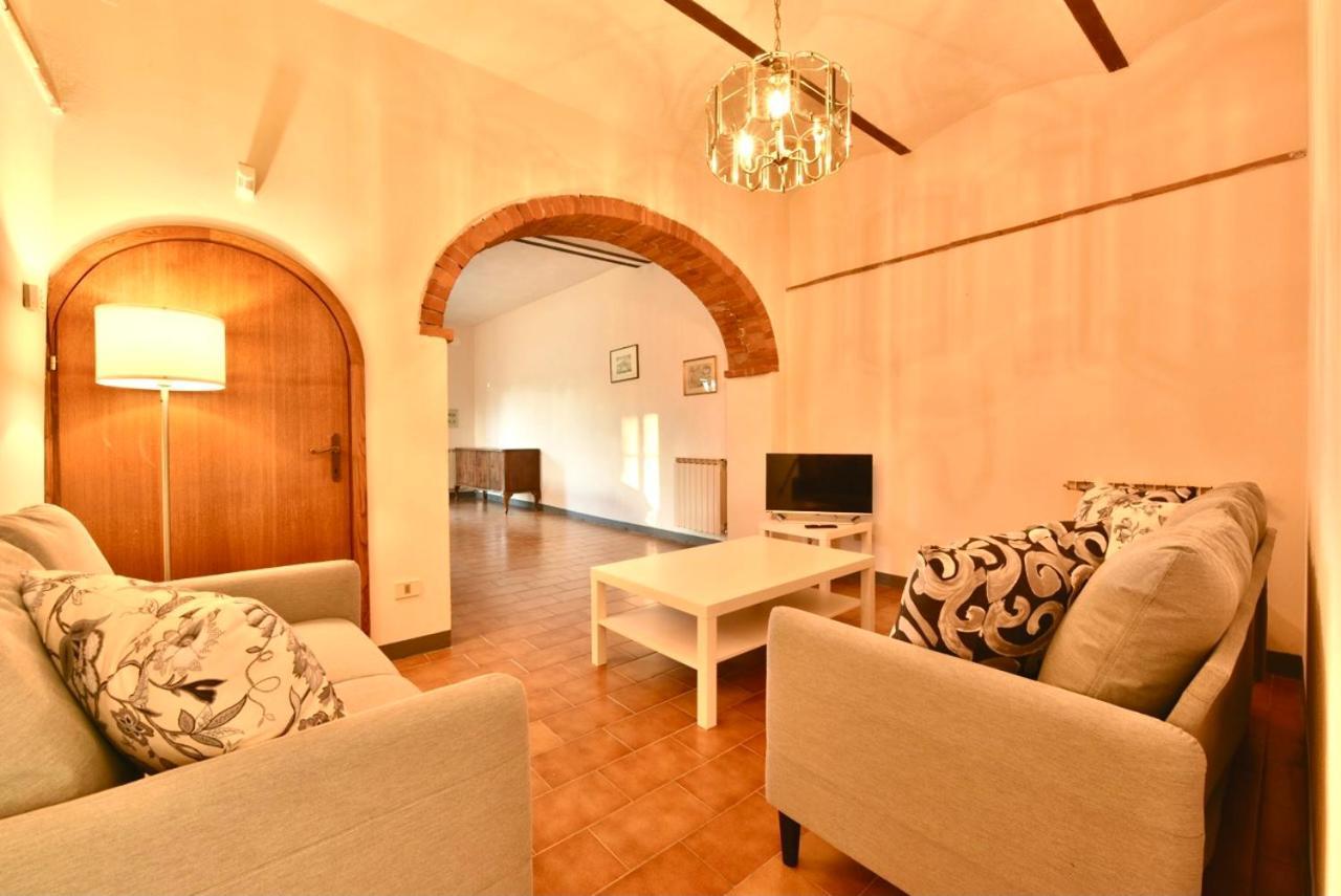 Agriturismo I Poggilunghi ชิวิเตลลาอินวัลดิเคียนา ภายนอก รูปภาพ